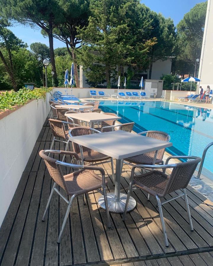 G&D Hotel Deanna Pool&Brunch Milano Marittima Exteriör bild