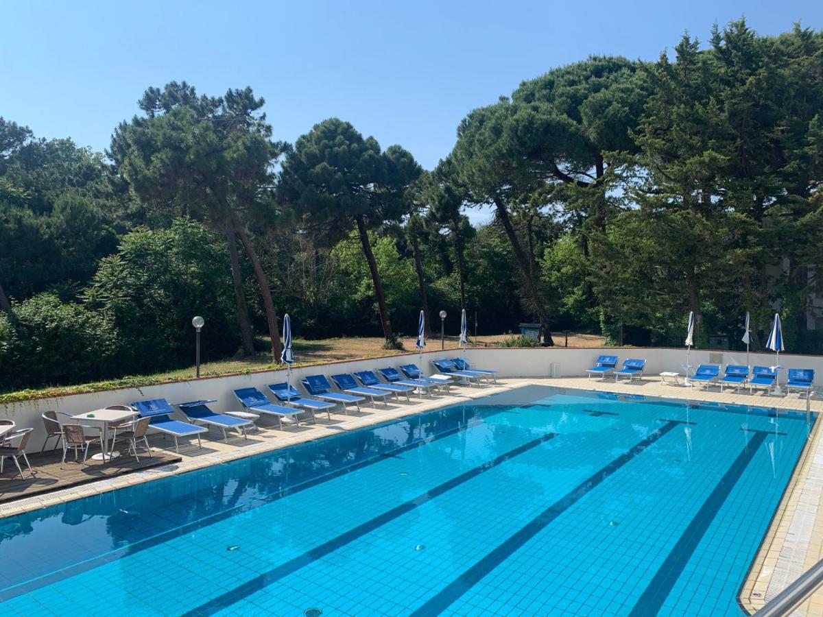 G&D Hotel Deanna Pool&Brunch Milano Marittima Exteriör bild