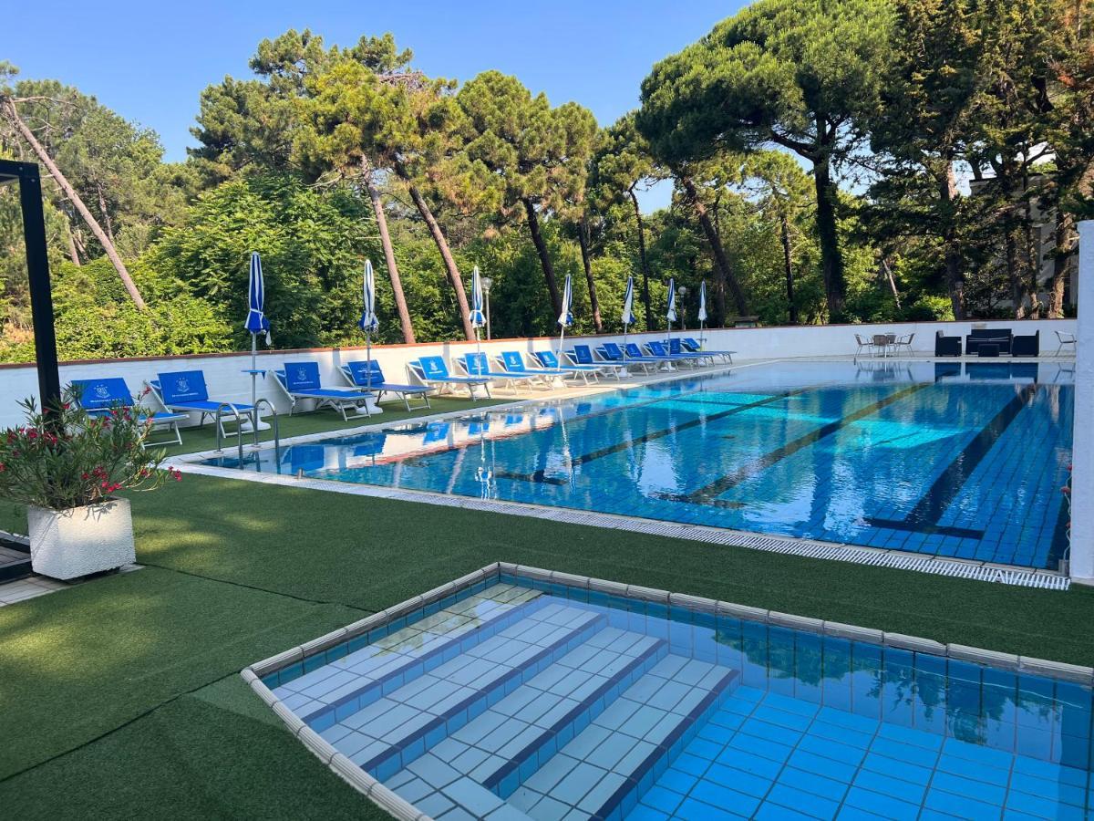 G&D Hotel Deanna Pool&Brunch Milano Marittima Exteriör bild