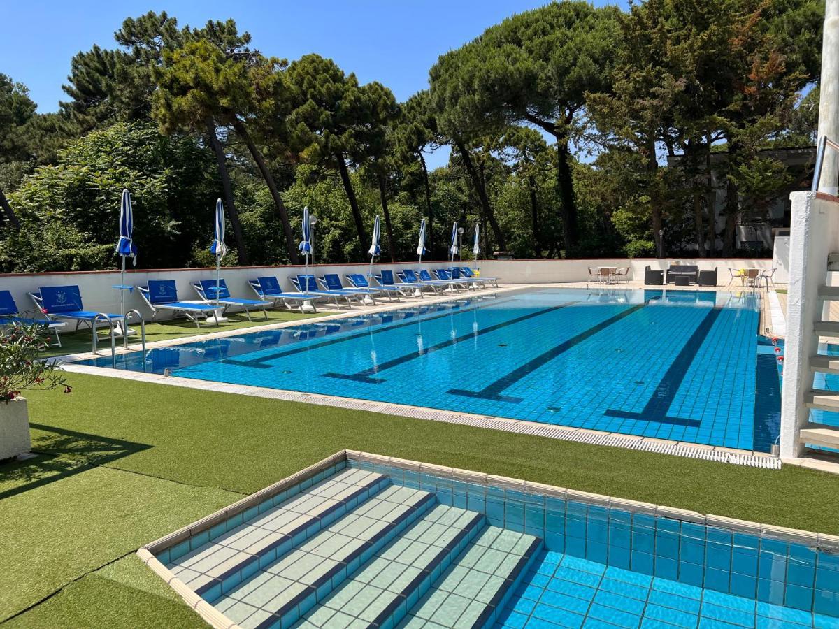 G&D Hotel Deanna Pool&Brunch Milano Marittima Exteriör bild