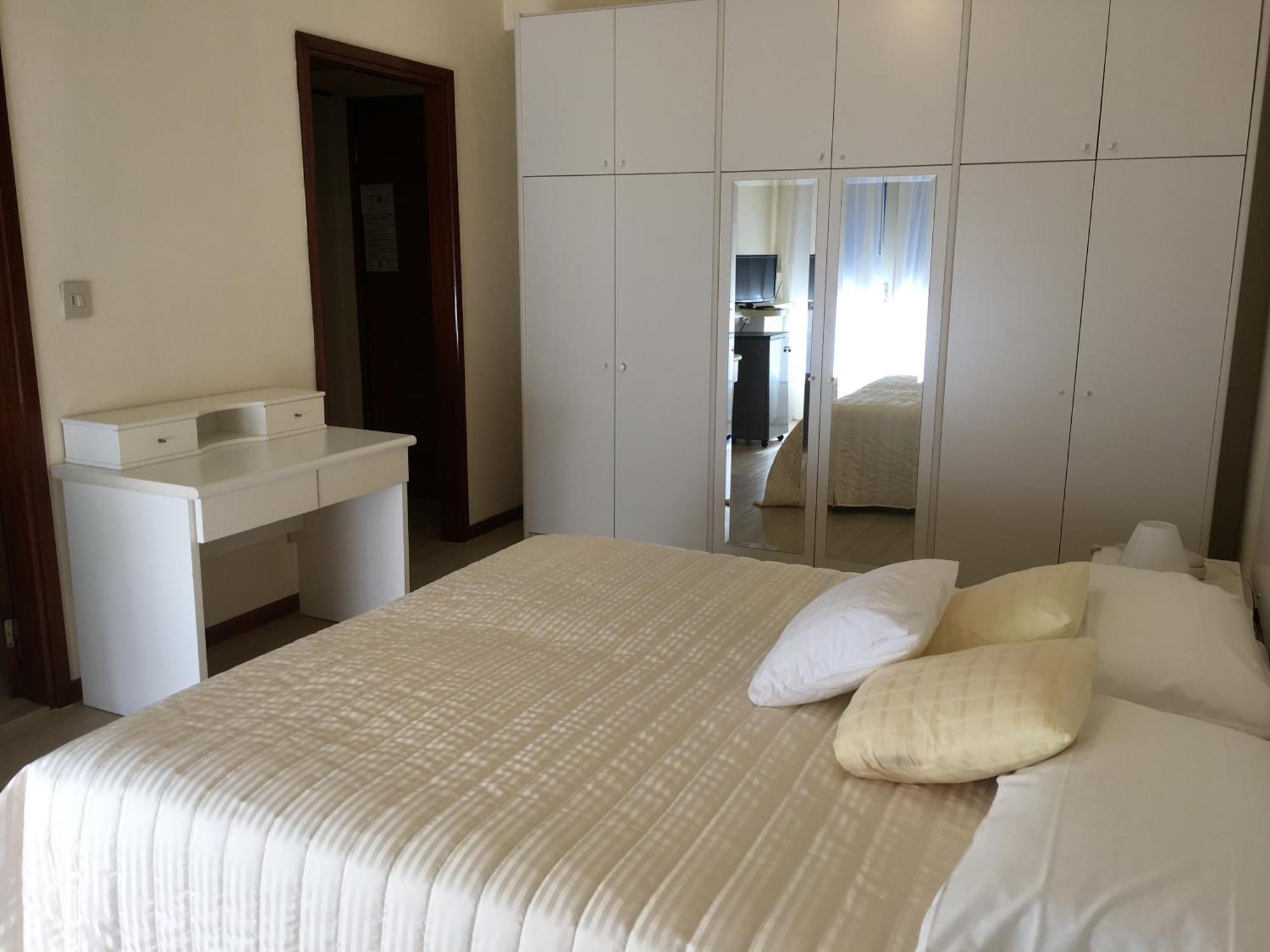 G&D Hotel Deanna Pool&Brunch Milano Marittima Rum bild